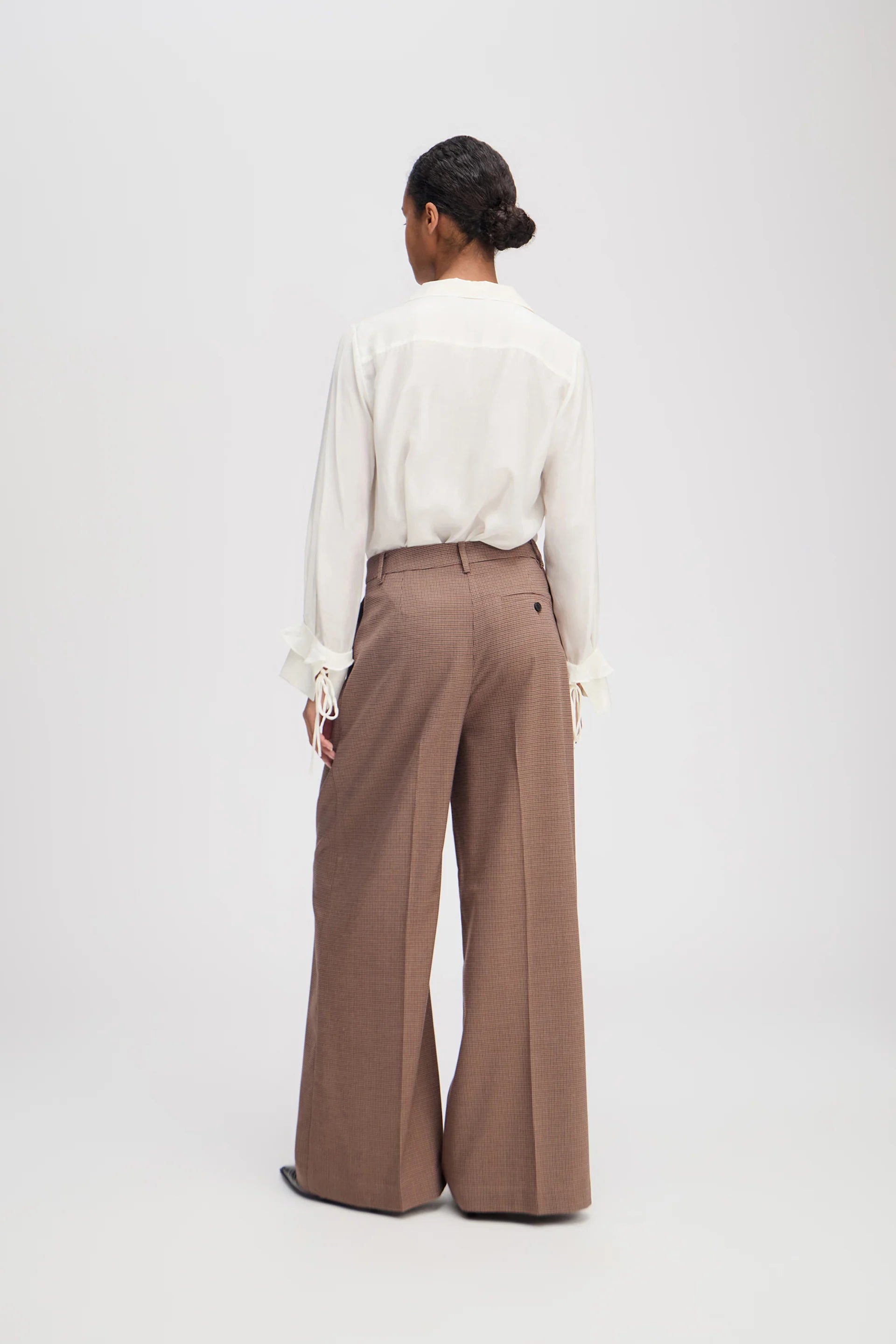 Lupon Pant in Brown