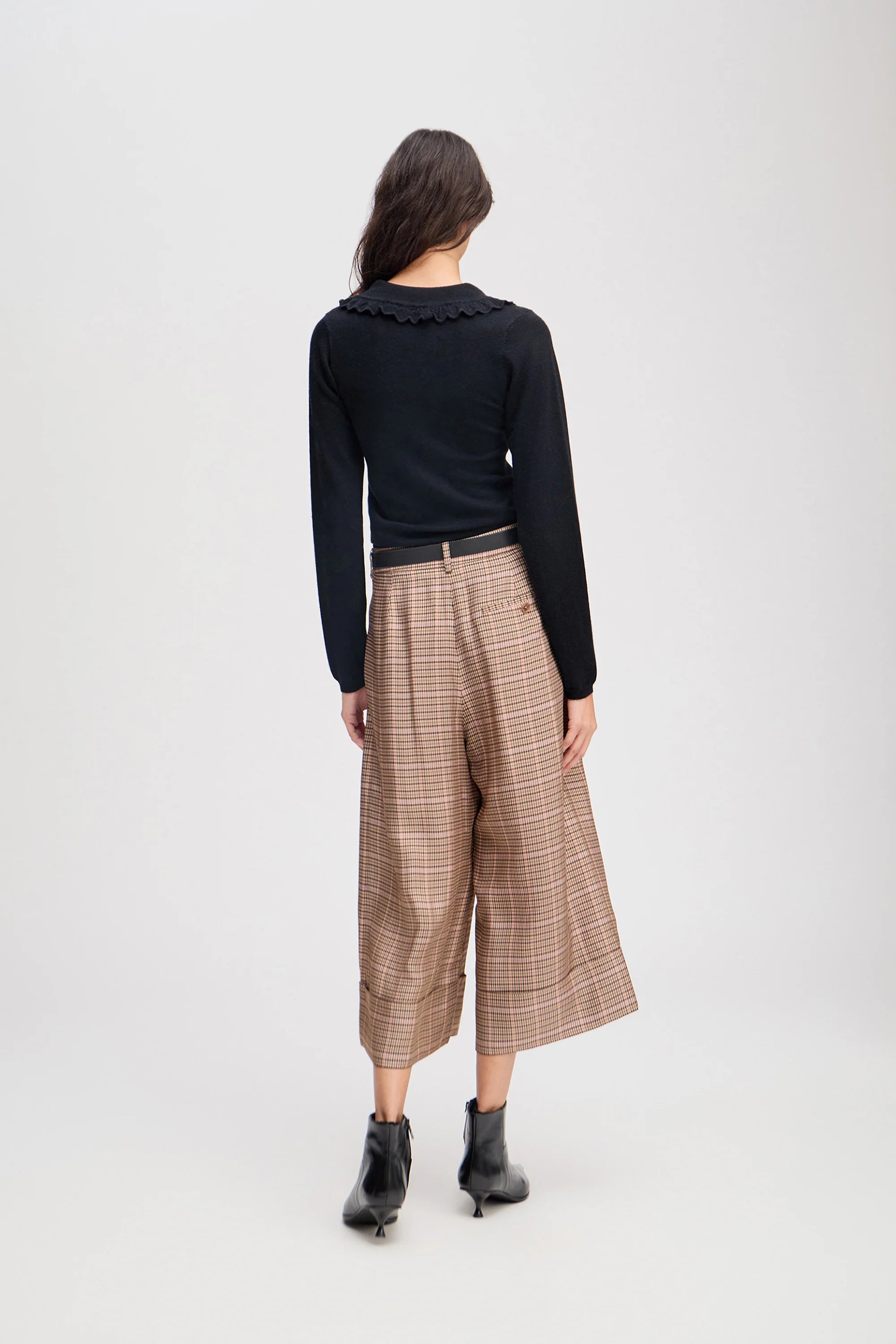 Livo Sweater in Black