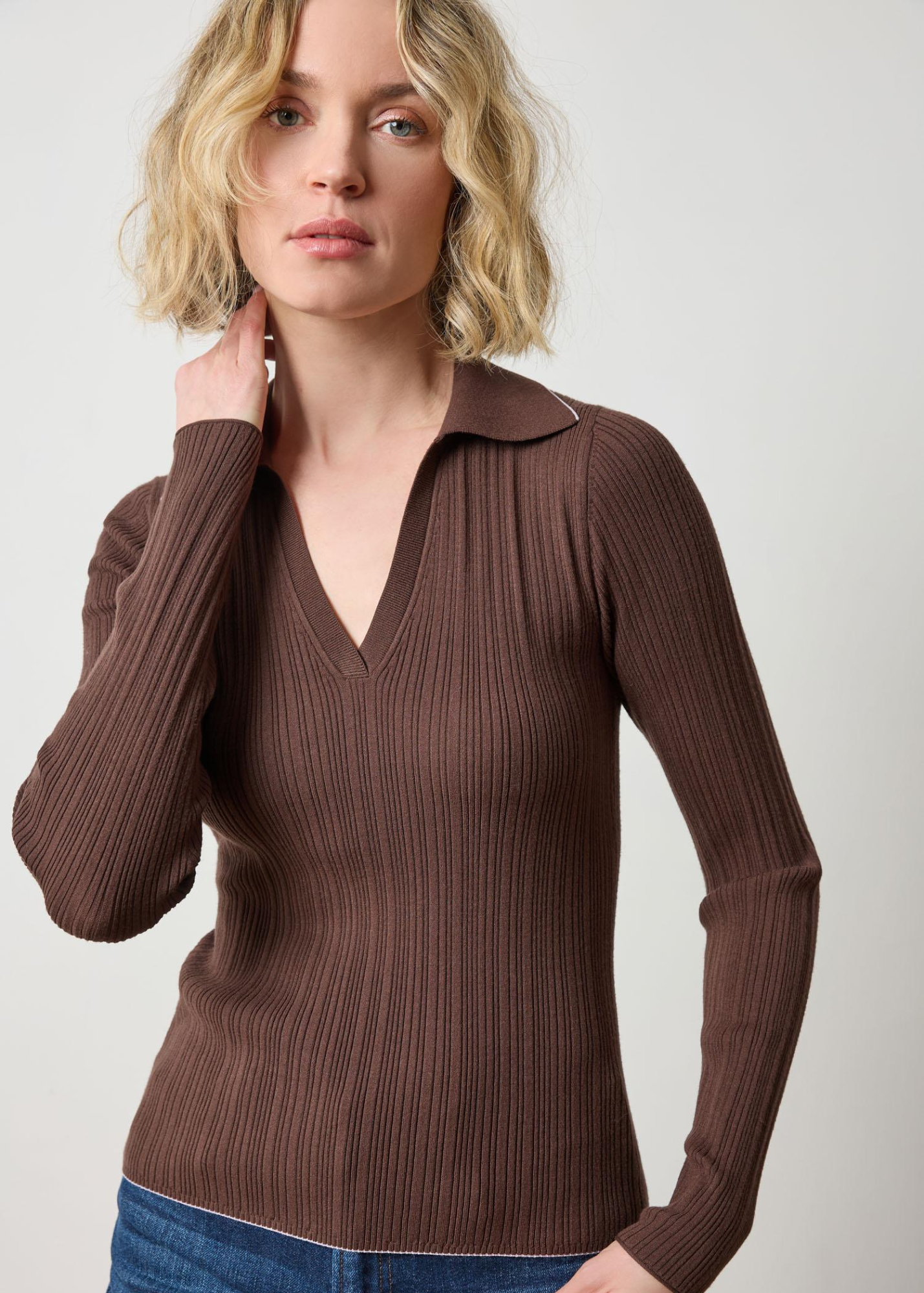 Long Sleeve Rib Henley Sweater in Mink