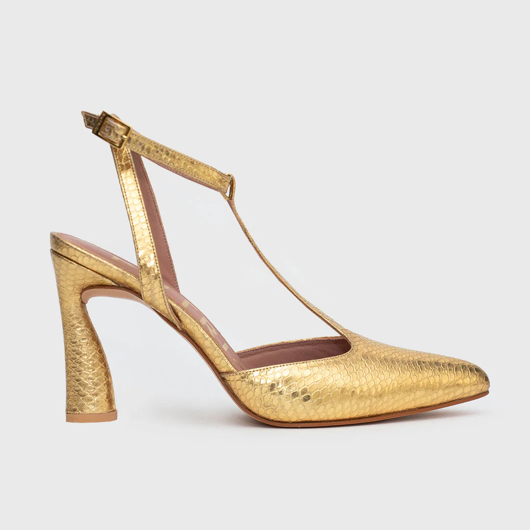 Aida Pump in Gold