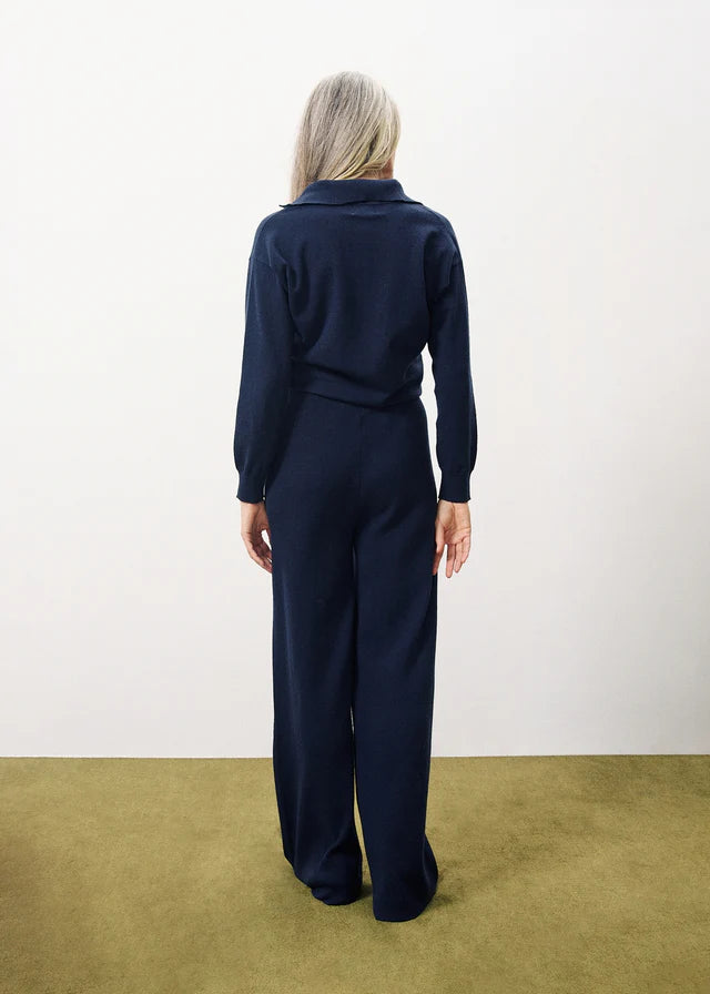 Rani Pants in Bleu Marine