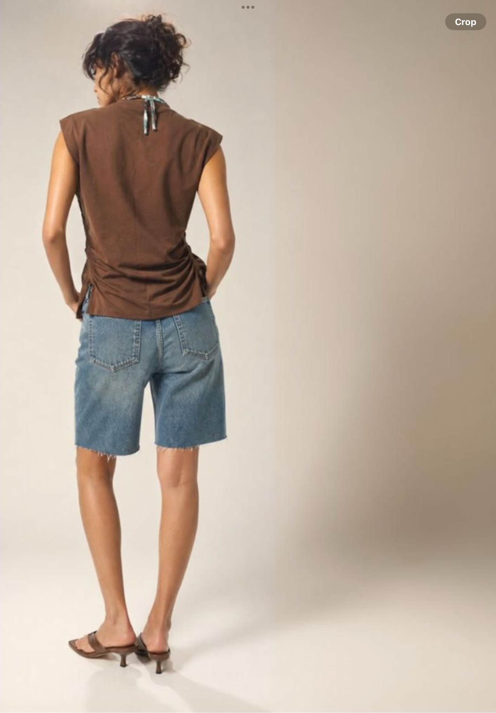 Gaya Bermuda Short in Azure Blue