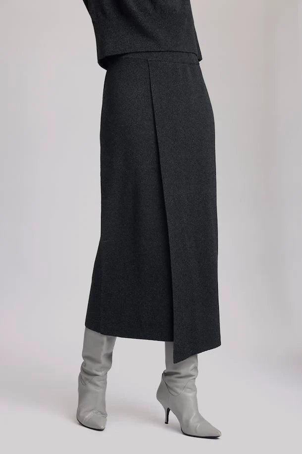 Manzi Skirt in Deep Graphite