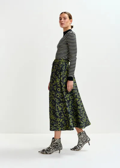 Floral-Jacquard Midi Skirt in Khaki & Dark Blue