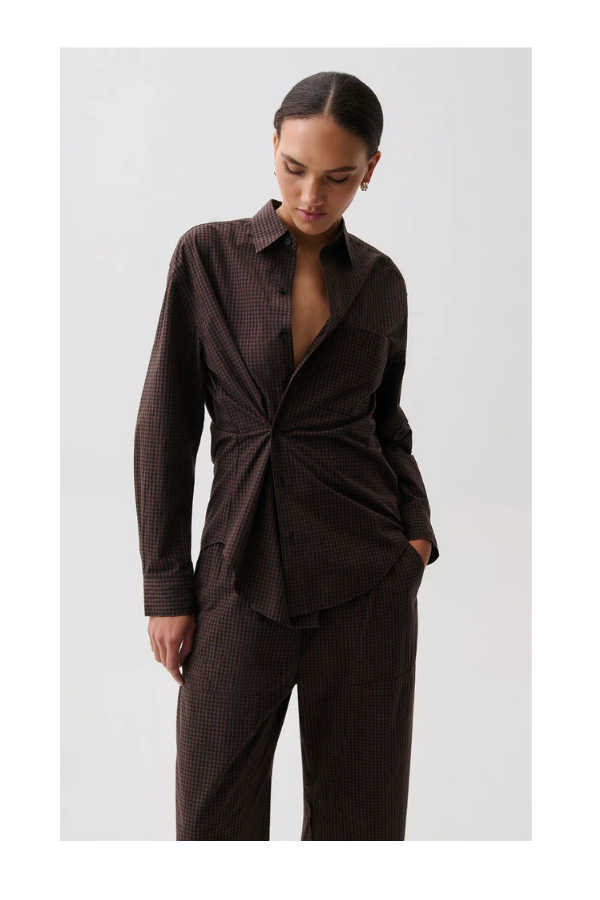 Mila Long Sleeve Button Down Wrap Top in Hot Toddy
