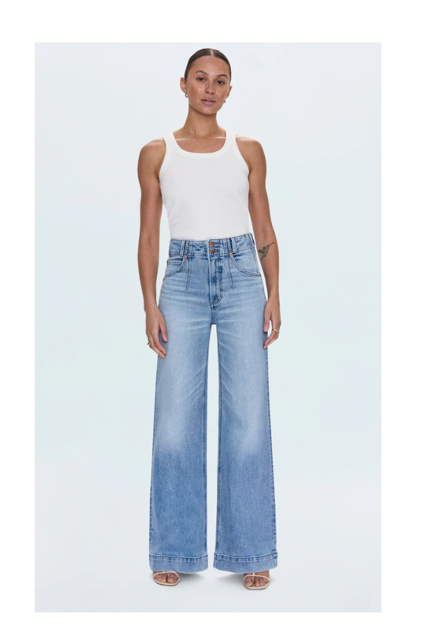 Lana Del Button in Terrace