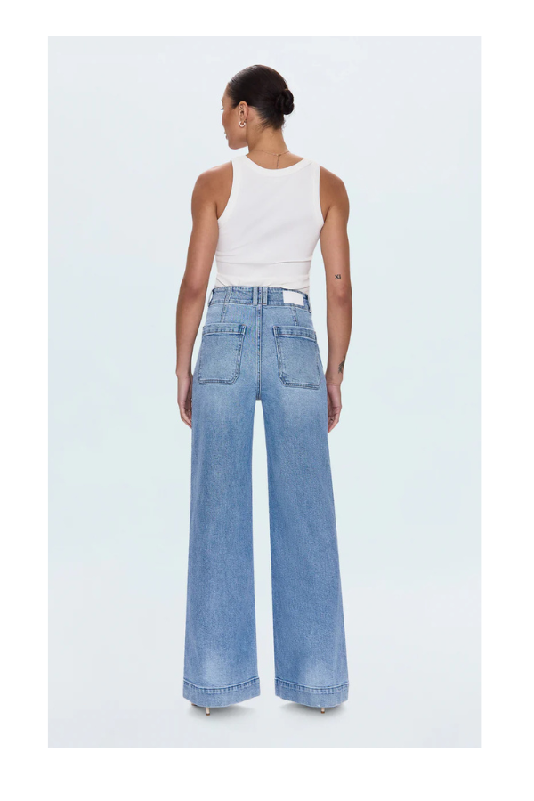 Lana Del Button in Terrace