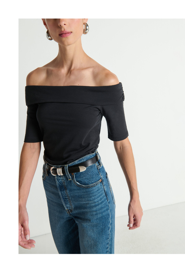 Julia Off the Shoulder Tee in Jet Black