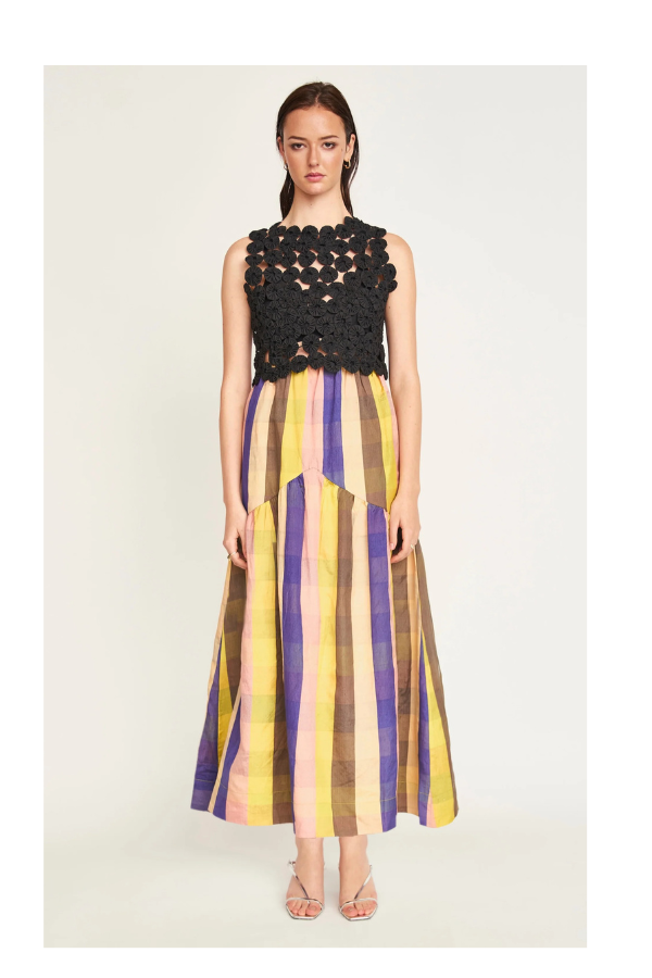 Santanyi Yo Yo Top in Black