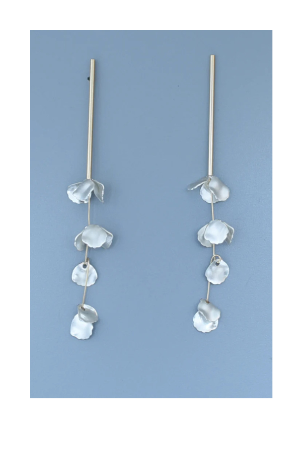 Peony Line Earring