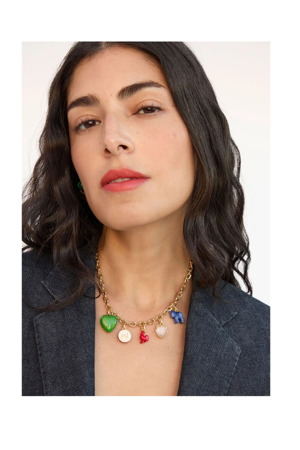 Le Coq Charm in Poppy