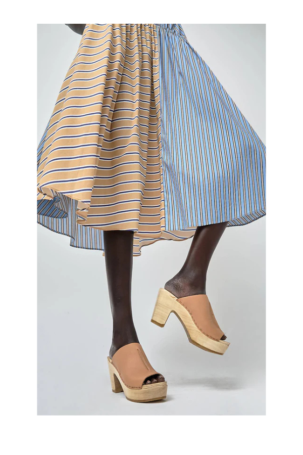 Front Seam Slide Clog on Platform Base in Desert
