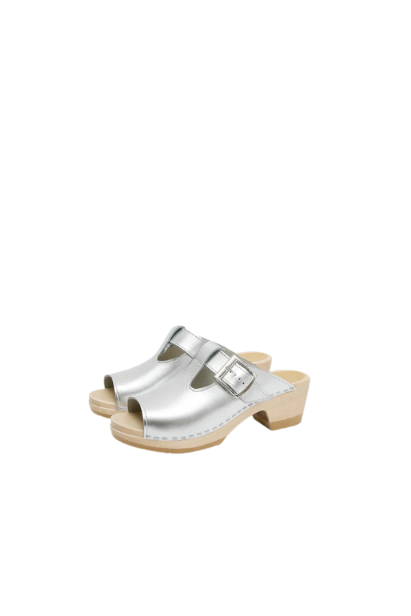 T-Strap Clog on Mid Heel in Silver