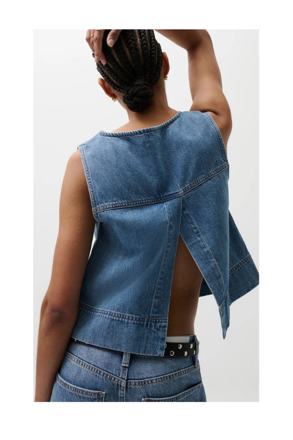 Rue Top in Sail Away