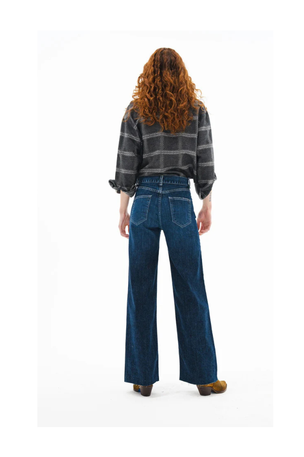 Ludlow Jean in Dark Stone