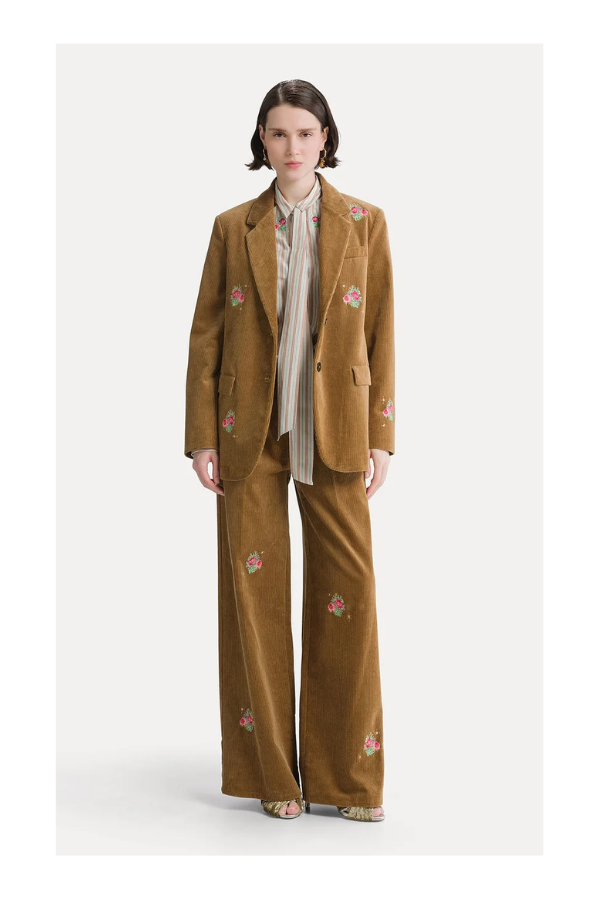 "Bouquet" Embroidery Ribbed Velvet Chic Jacket in Camel