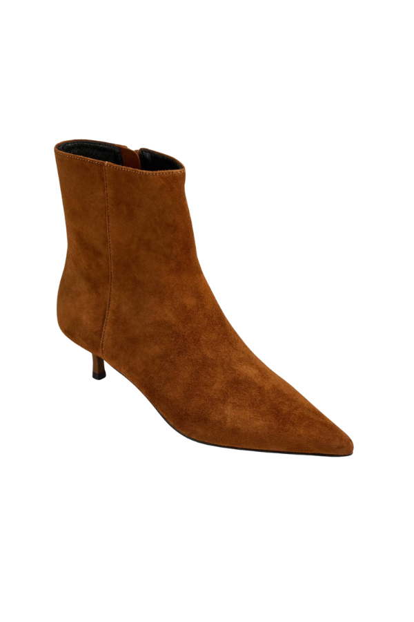 Soho Boot in Whisky Suede