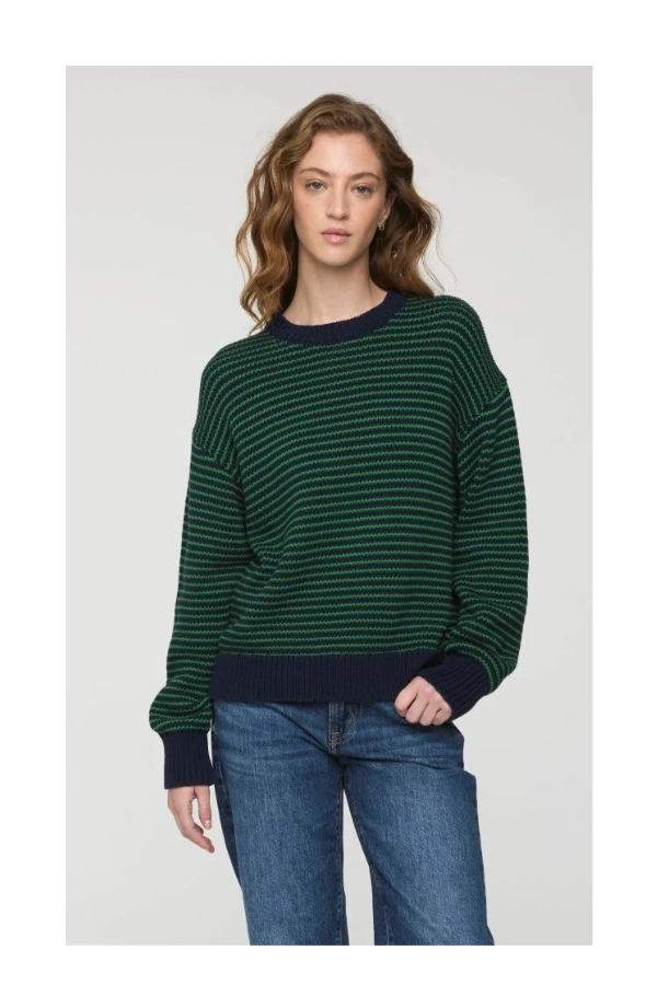 Aura Relaxed Crew Neck Sweater in Midgreen