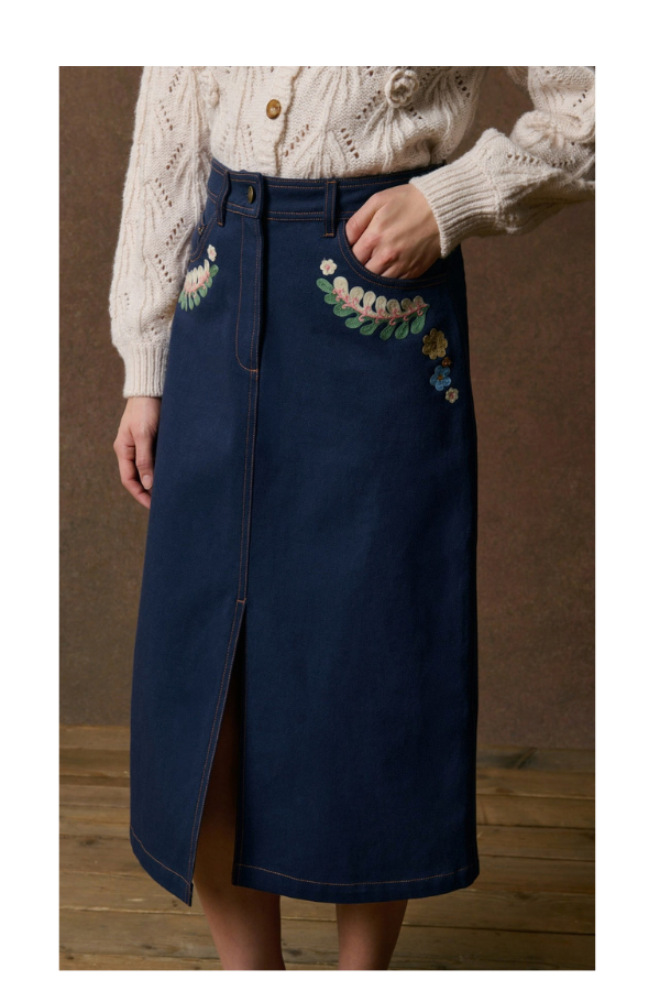Midi Skirt Izandre in Navy
