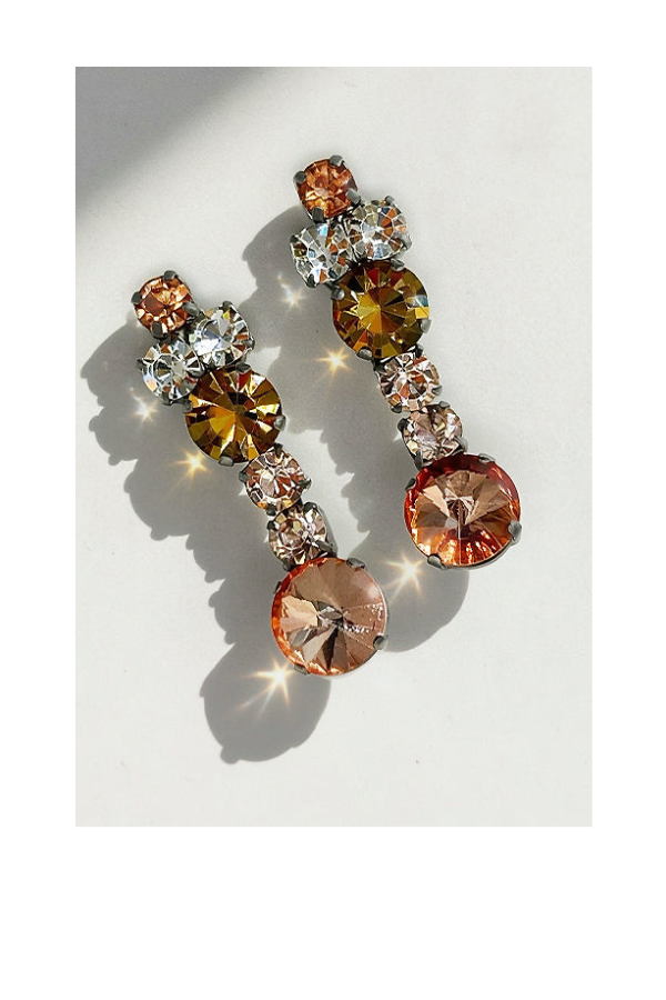 Crystal Pendent Earrings in Short Loto