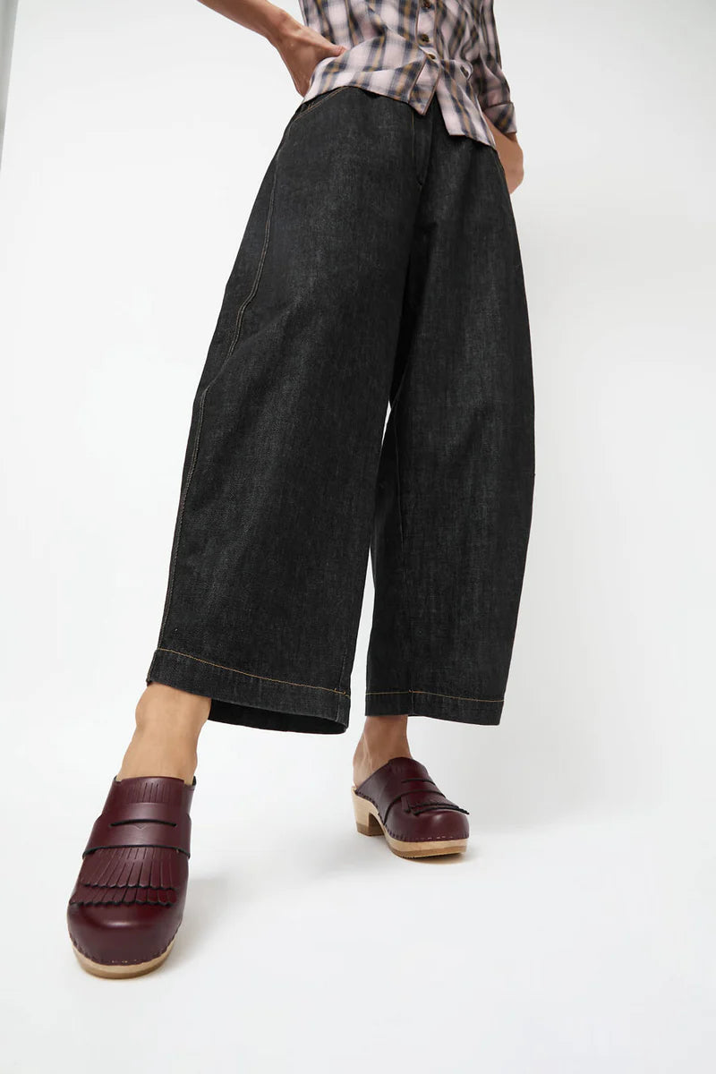 Kiltie Clog on Mid Heel in Maroon