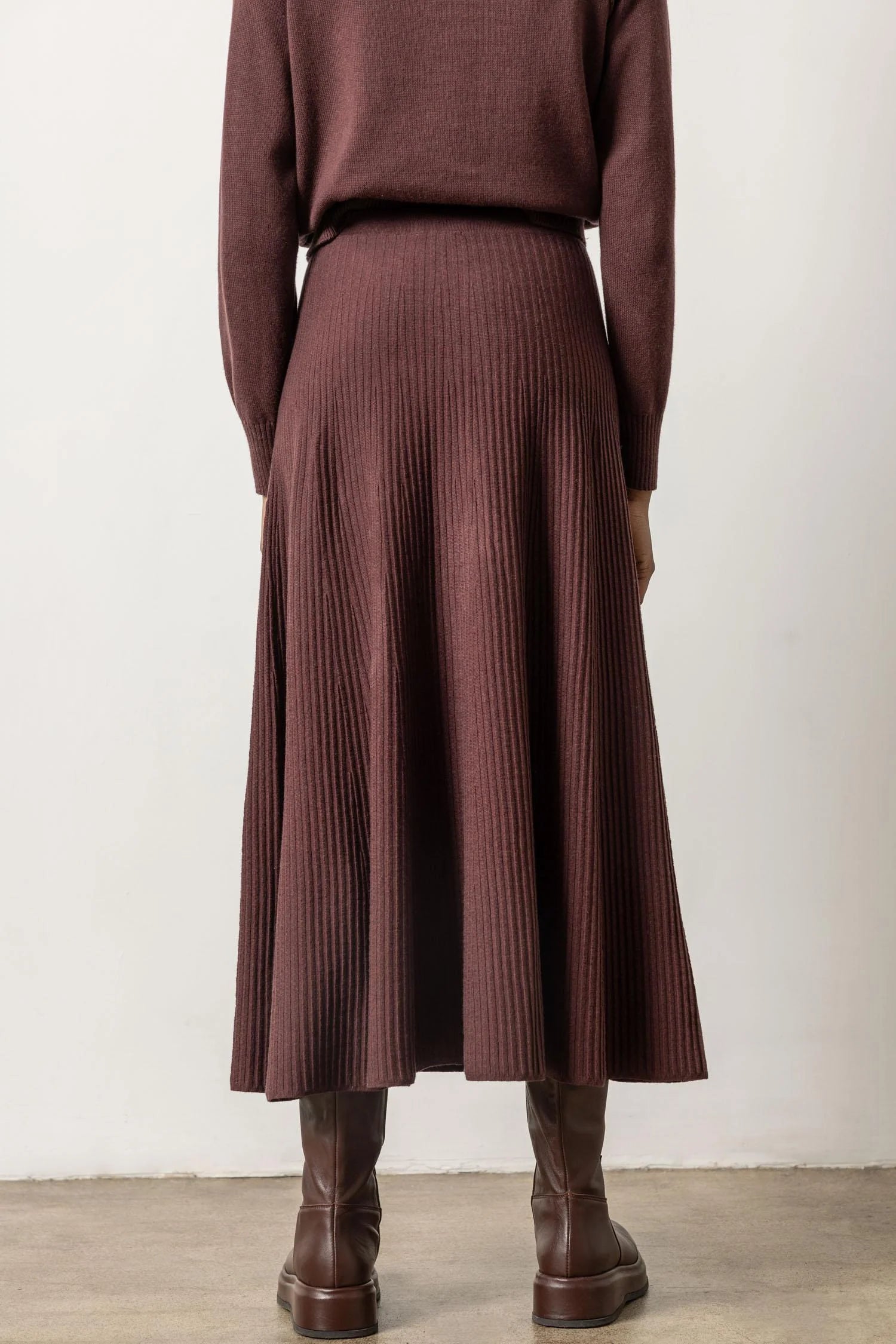 Flared Sweater Skirt in Port