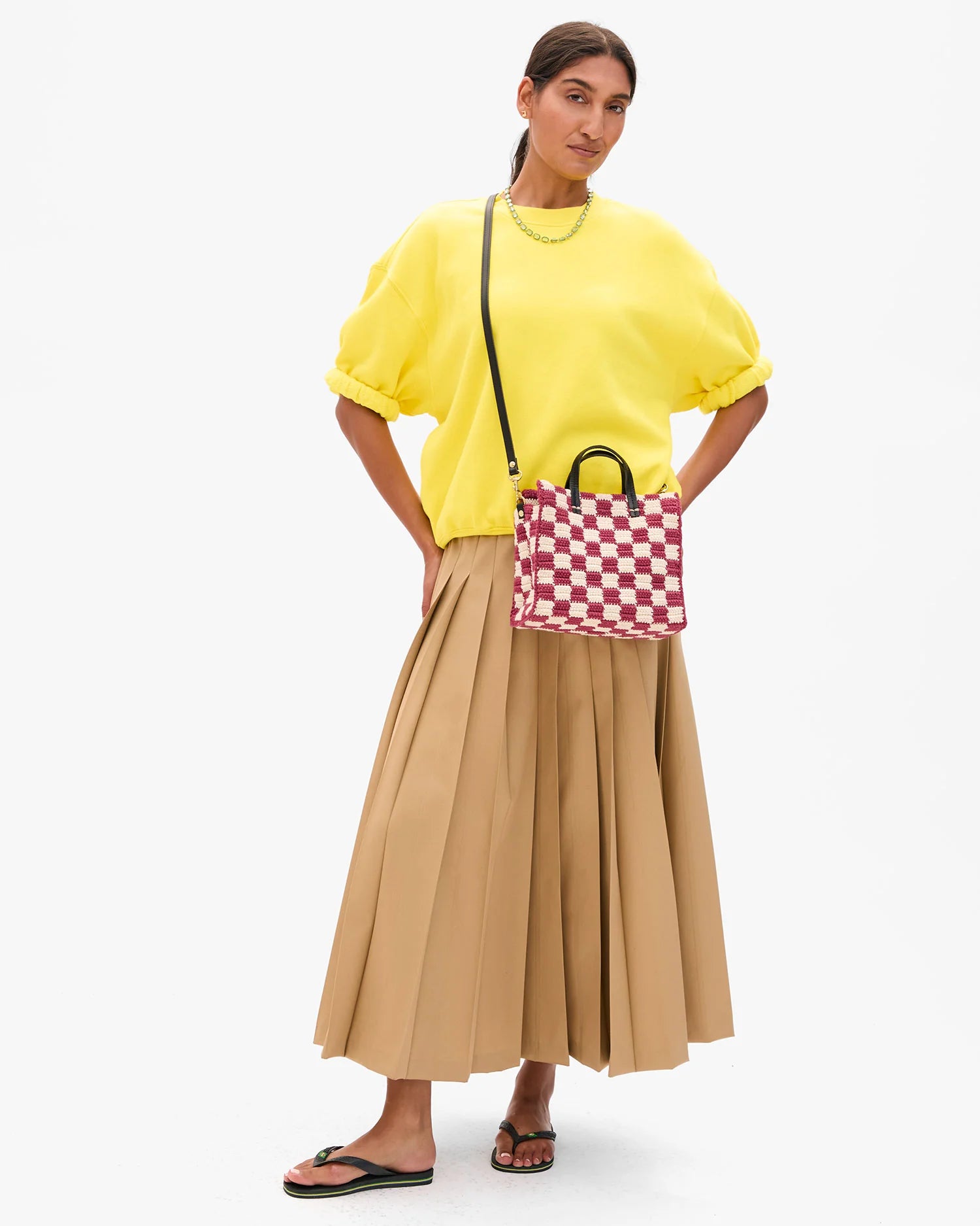 Petit Summer Simple Tote in Plummy/ Cream Mini Crochet Checker