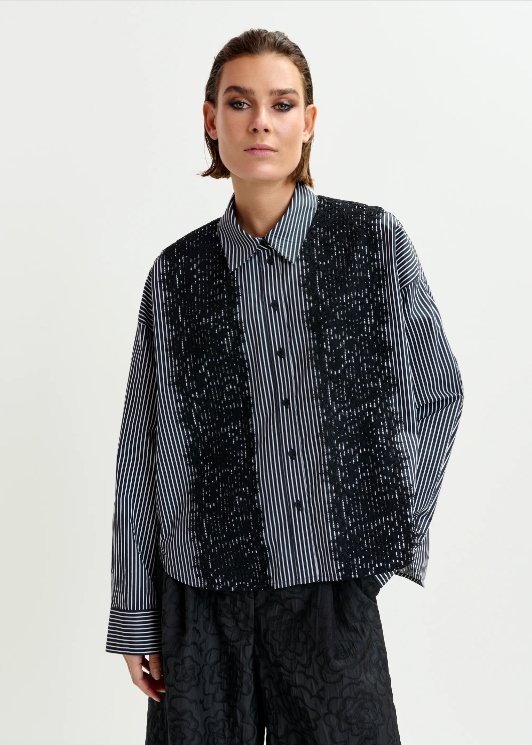 Isan Lace Trim Shirt in Combo Black