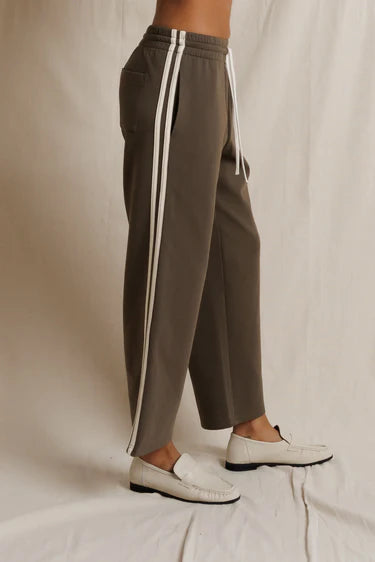 Claud Pureform Track Pant in Dark Olive